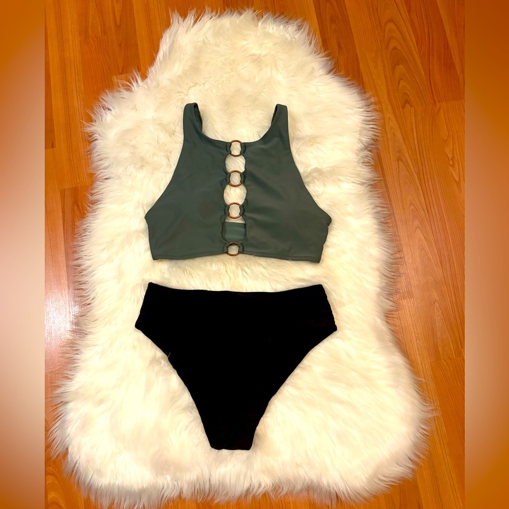 Aerie green bikini top size M